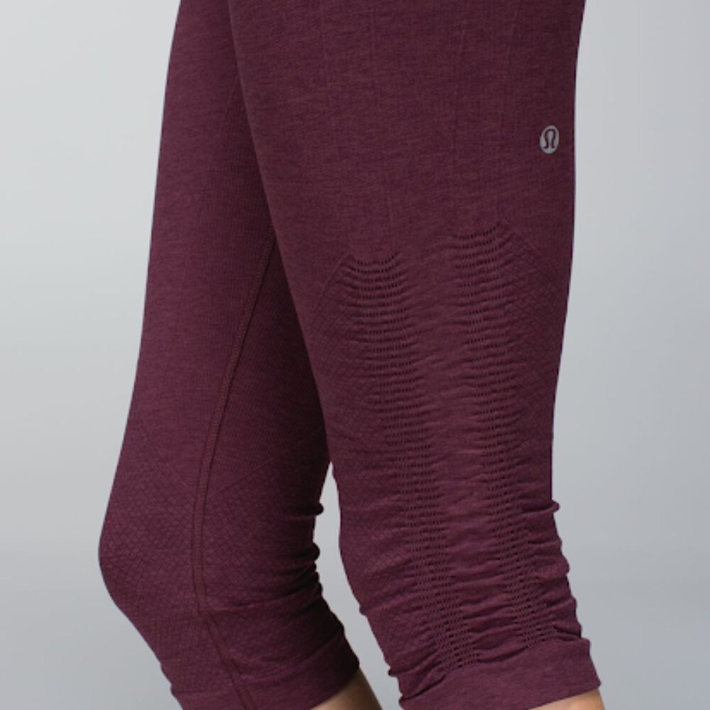 Lululemon In The Flow Crop II - Picture 3 of 14
